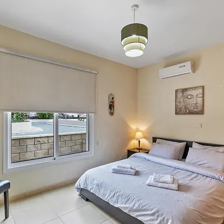 Daire A Piece Of Africa In Mandria By Vichy Holidays *
