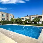 A Piece Of Africa In Mandria By Vichy Holidays Apartament *
