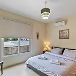 Apartment A Piece Of Africa In Mandria By Vichy Holidays *
