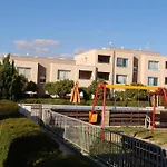 Apartment A Piece Of Africa In Mandria By Vichy Holidays