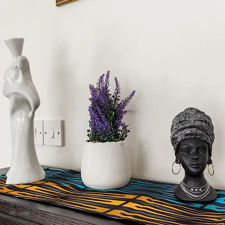A Piece Of Africa In Mandria By Vichy Holidays 파포스