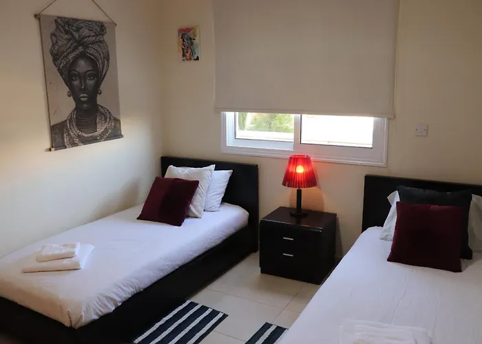 A Piece Of Africa In Mandria By Vichy Holidays 別荘 パ フォス