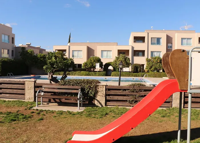 A Piece Of Africa In Mandria By Vichy Holidays * パ フォス